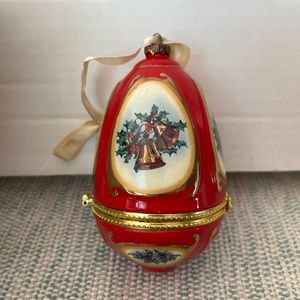 Mr Christmas Valerie Parr Hill Egg Music Trinket Box Ornament Red Bell NIB